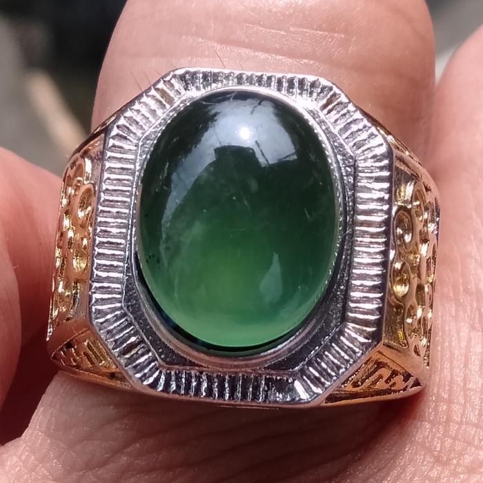 GREENNES Giwang. Rasa Bacan Gulau Hijau Botol. Batu Asli Natural Alam.