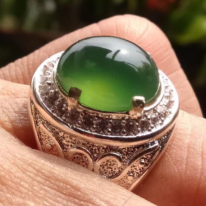 GREENESS Giwang. Rasa Bacan Gulau Hijau Botol. Batu Asli Natural Alam.