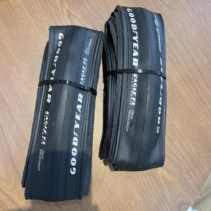 BAN LUAR GOODYEAR EAGLE F1 SUPERSPORT TUBELESS 700x25 700x28