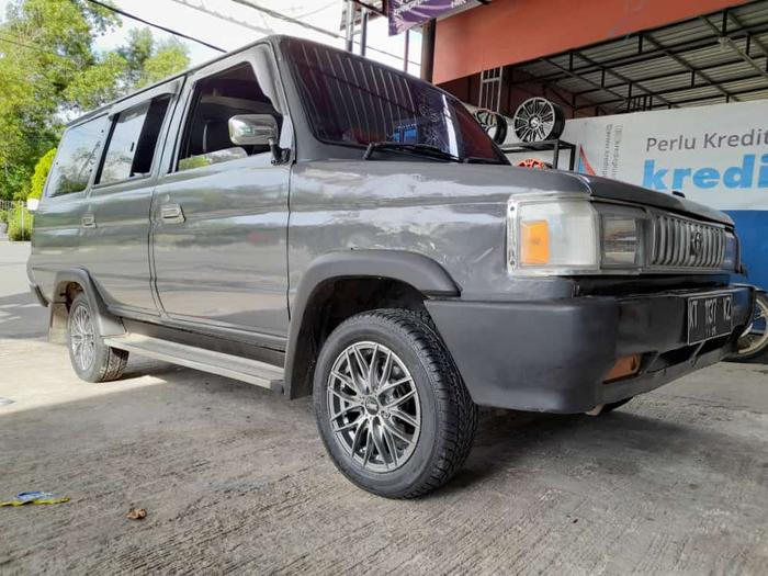toyota kijang super pakai velg hsr naples ring 14