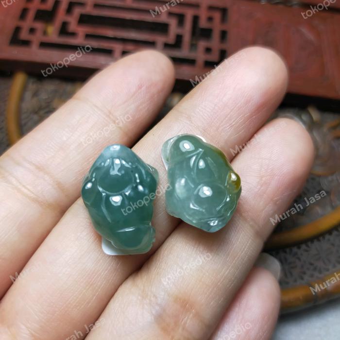 Kalung Giok Burma icy green Jadeite Kodok kaki tiga/katak emas + serti