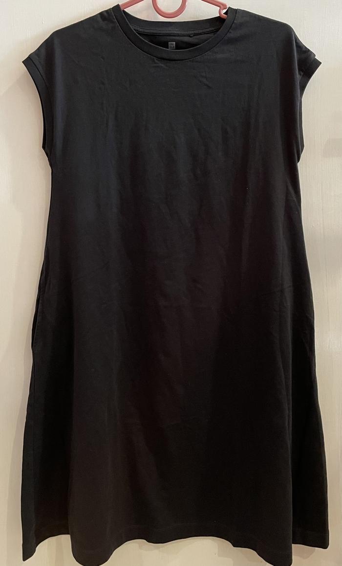 Dress UNIQLO Anak Perempuan Original Preloved