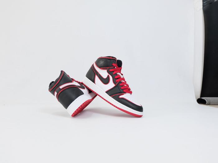 Air Jordan 1 Bloodline GS
