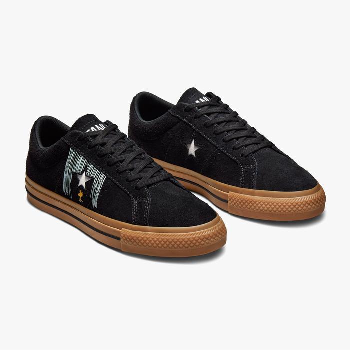 Converse One Star x Peanuts Black Gum