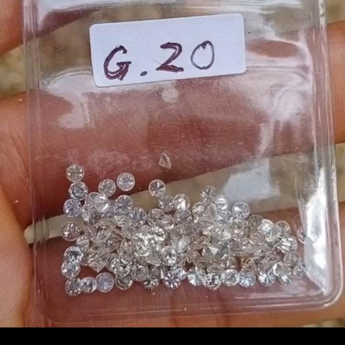 Natural diamond berlian asli Eropa gugur/pecah 20 ( berat 0,05 carat )