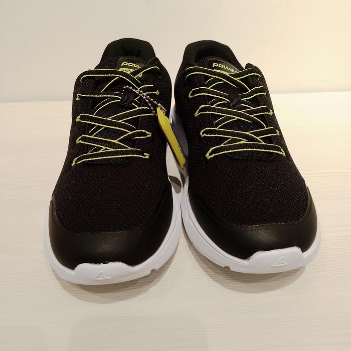 sepatu sneaker walk on power pria bata new collection