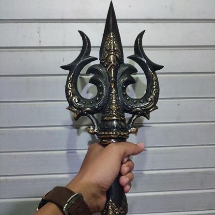 Trisula Antik Kuningan