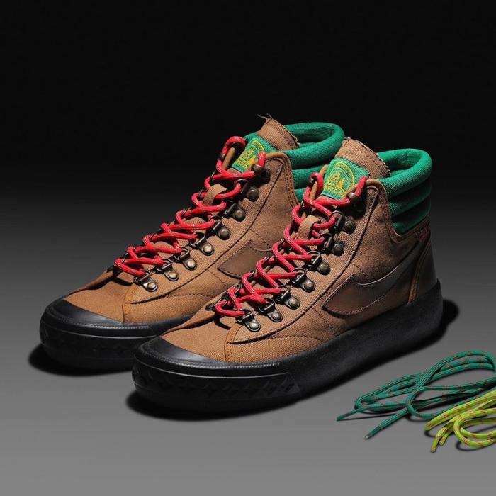 Sepatu Compass Retrograde X BMB ' The Cabin Style' - High 39