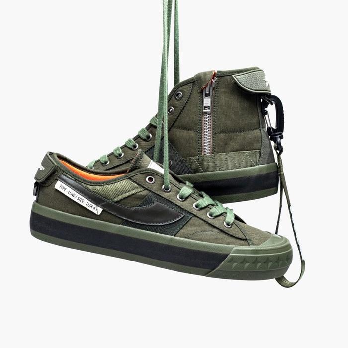 SEPATU COMPASS RETROGRADE FLIGHT JACKET ORIGINAL LIMITED EDITION MURAH