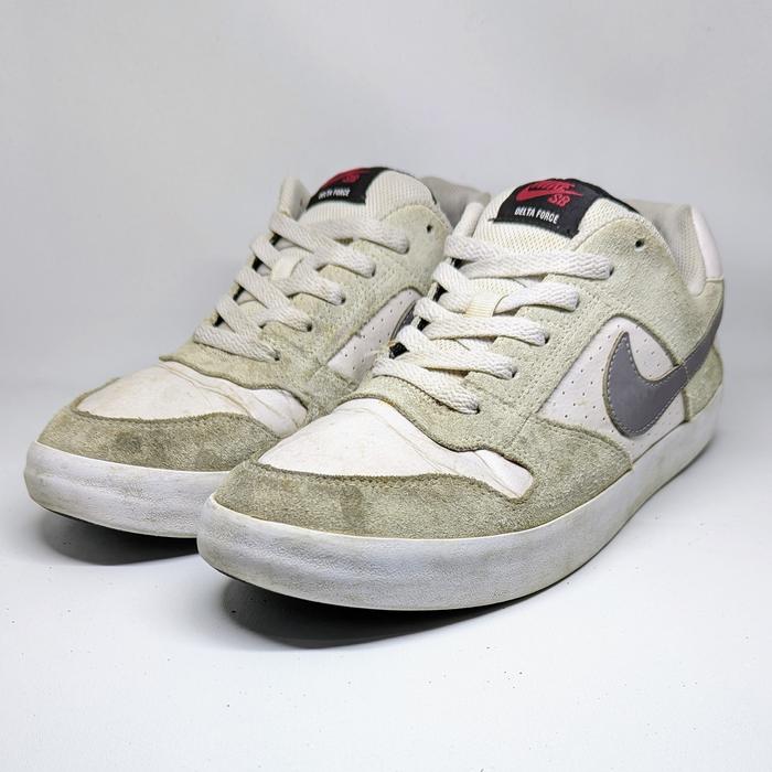 PL - Nike Delta Force Beige, Size 43