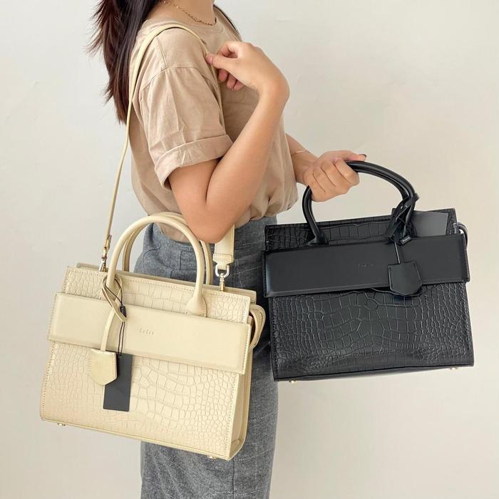 Pedro Croco Handbag Large Size Black and White - tas wanita kulit