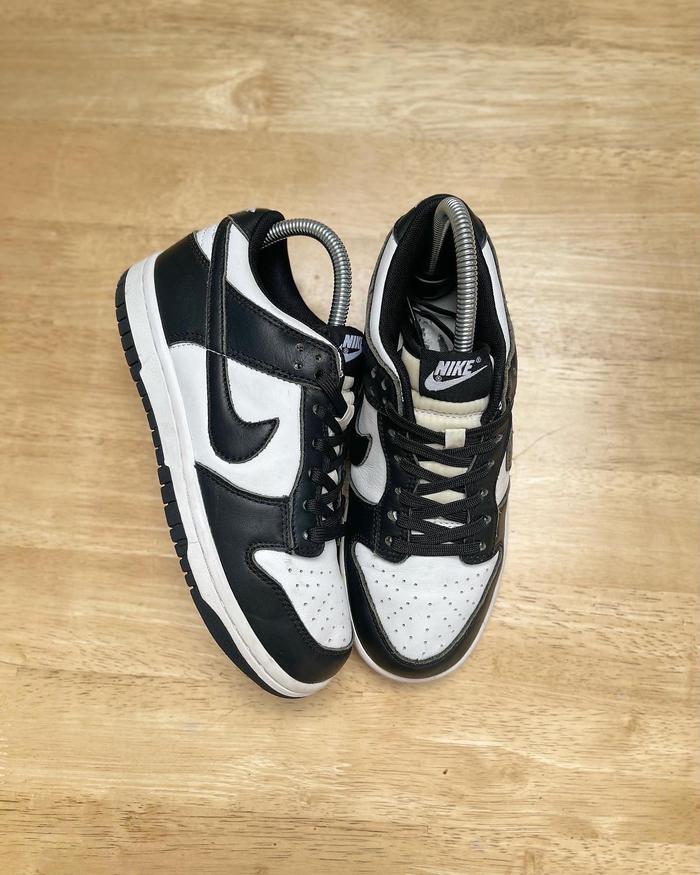 Preloved/bekas Nike SB Dunk Black White "Panda" size 37.5