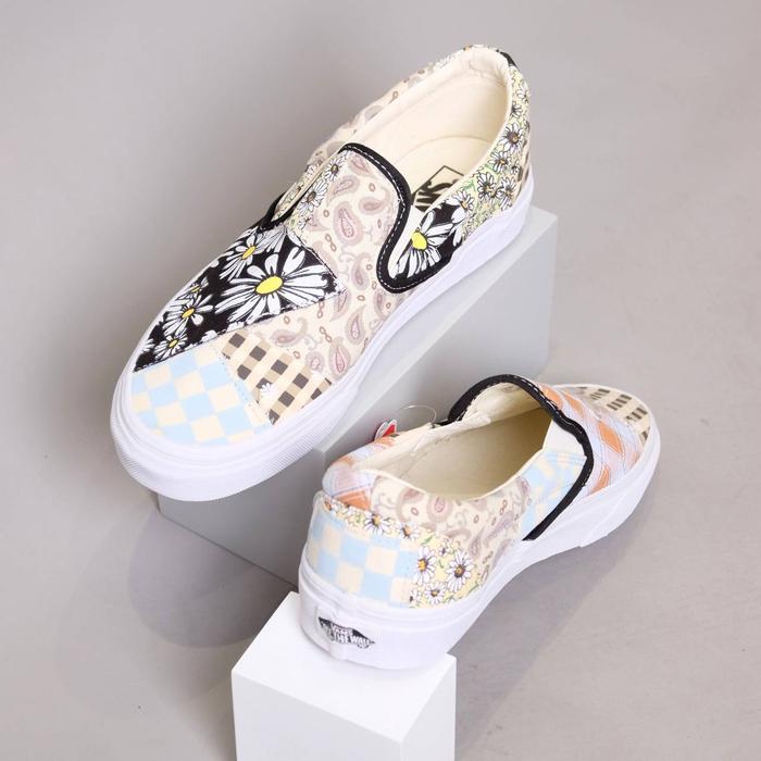 VANS Slip On Batik