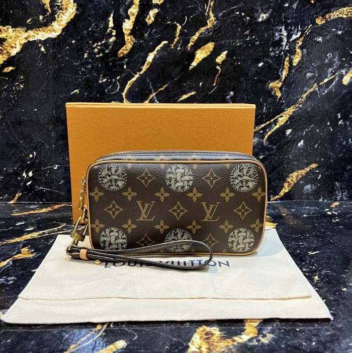 Lv Monogram Nemeth Alpha Clutch Authentic 100% Original Clutch