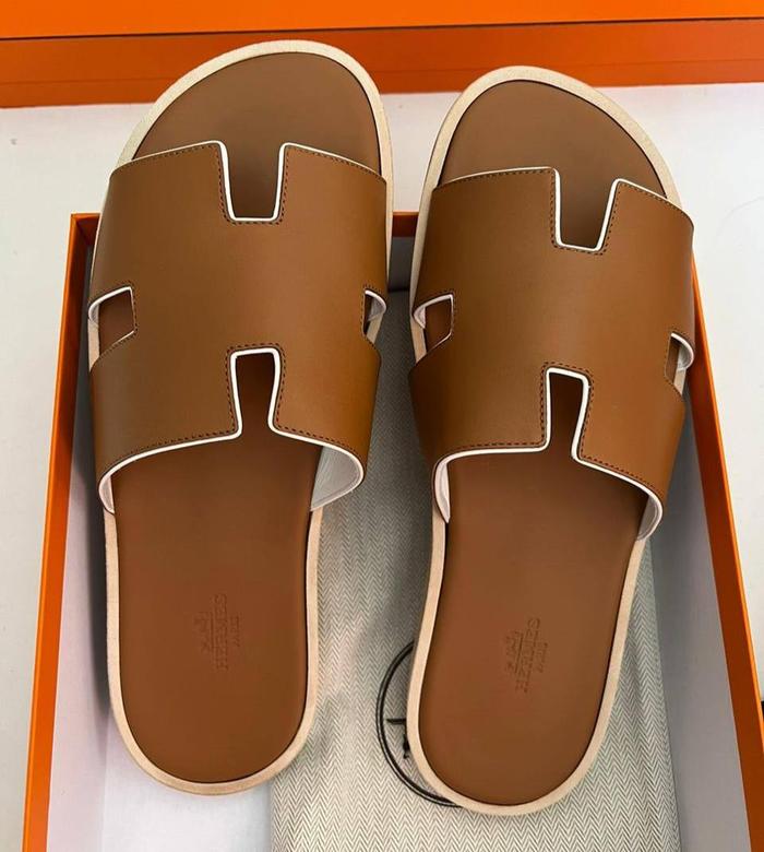 Original - H Izmir Sandals Gold Sandal Pria size 42.5