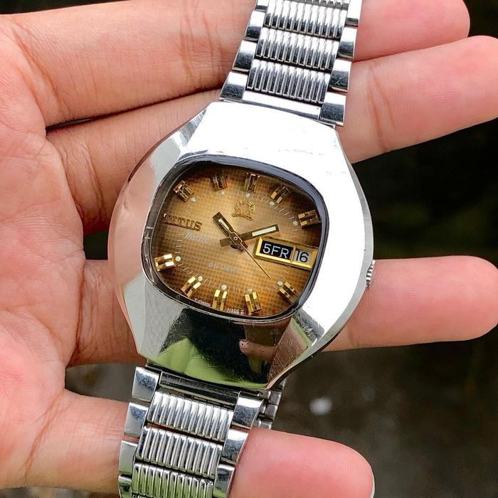 JAM TANGAN TITUS MATIC DAYDATE 3728
