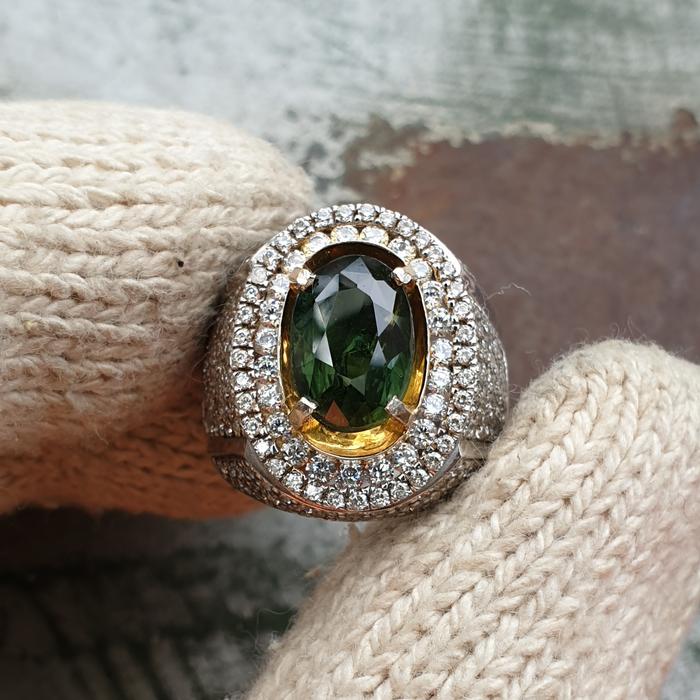 natural green sapphire 5.04 crt memo GRI