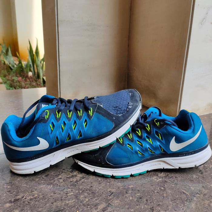 Nike Zoom vomero 9 sepatu running size 42,5 insole 27 OriginaL