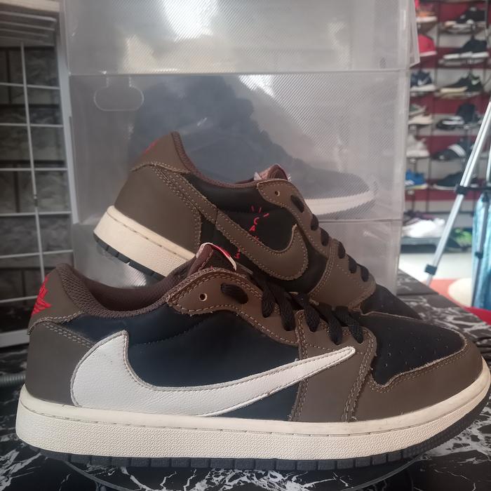 Sepatu AJ1 Low OG SP Travis Scott second