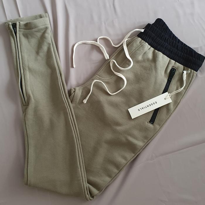 Fear of god essentials pants original