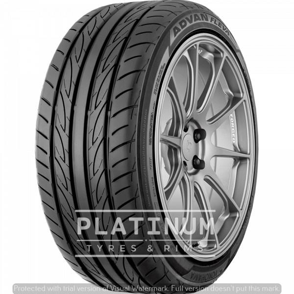 BAN TYPE YOKOHAMA ADVAN fleva 90W 235 40 RING17 BAN TUBELLES