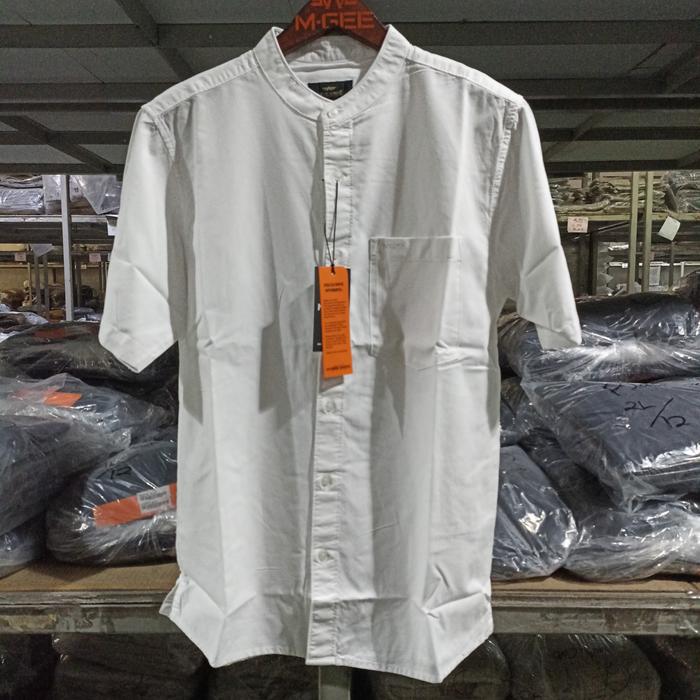 Kemeja lengan pendek Original MGEE PEACE WHITE - BLACK