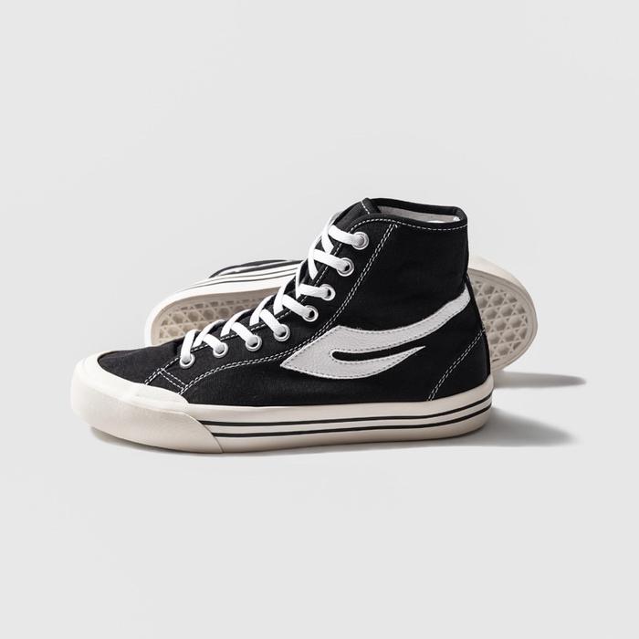 Sepatu Fennel HIGH Black White