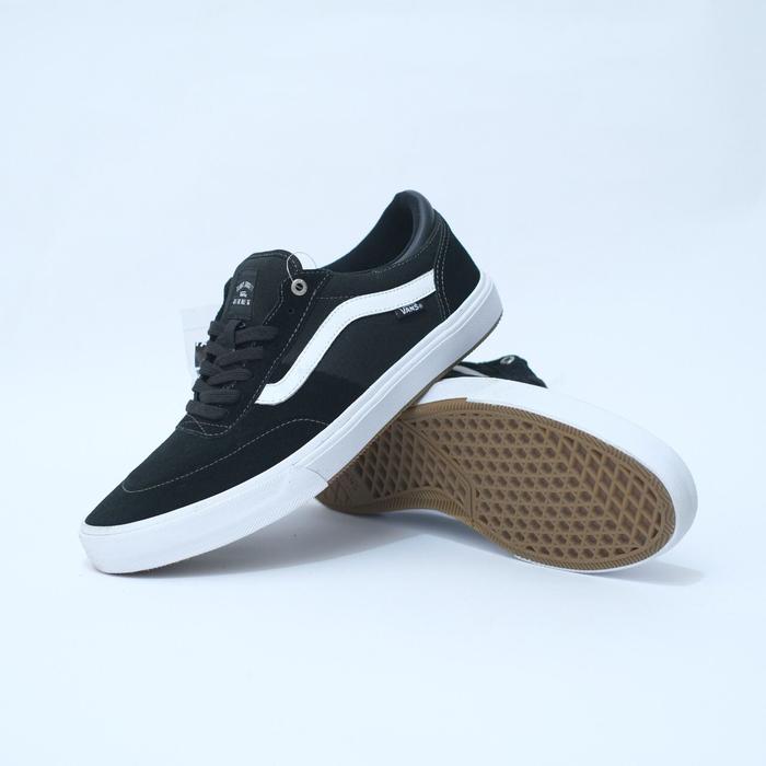 BEST DEAL VANS GILBERT CROCKET BLACK WHITW ORIGINAL RESMI STORE