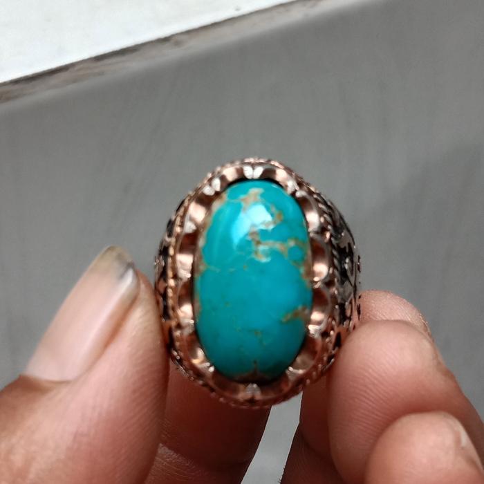 pirus persi biru tosca
