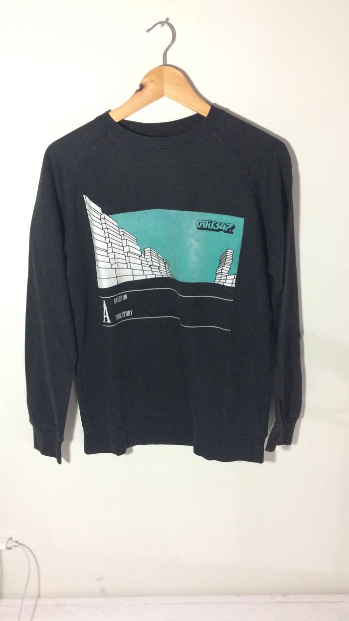 Sweater Hitam UNKL347