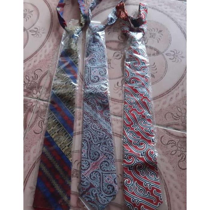 DASI PRIA TENUN ETNIK BATAK MOTIF GORGA ULOS DASI PANJANG FORMAL DASI
