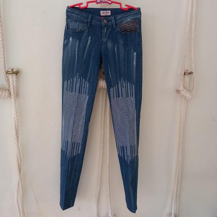 Celana jeans Guess preloved
