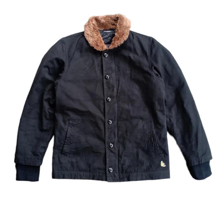 jaket mark gonzales