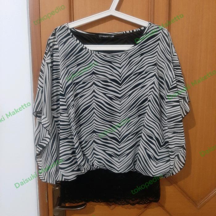 Blouse wanita St Yves (preloved)