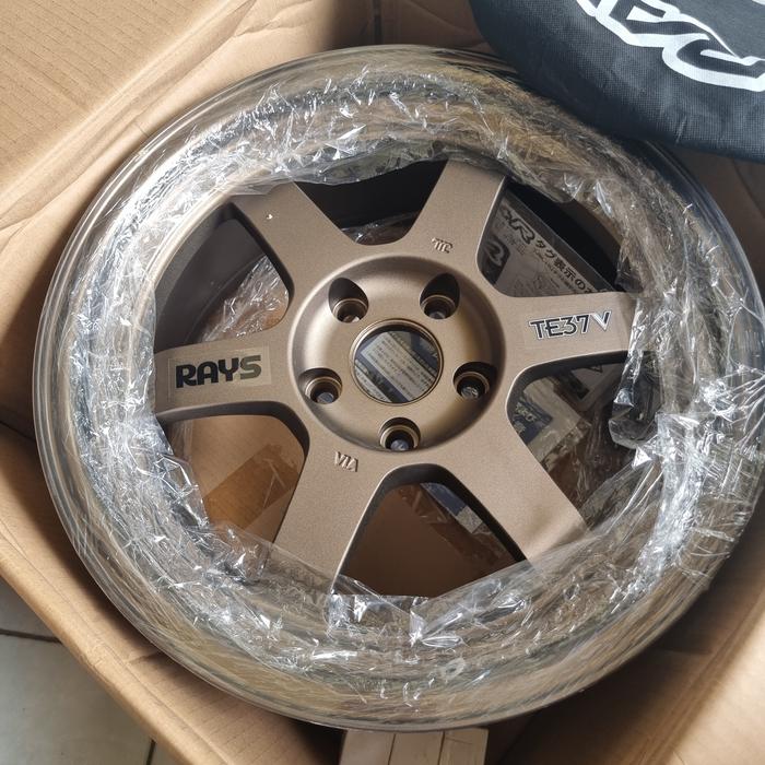 volk rays te37v r17