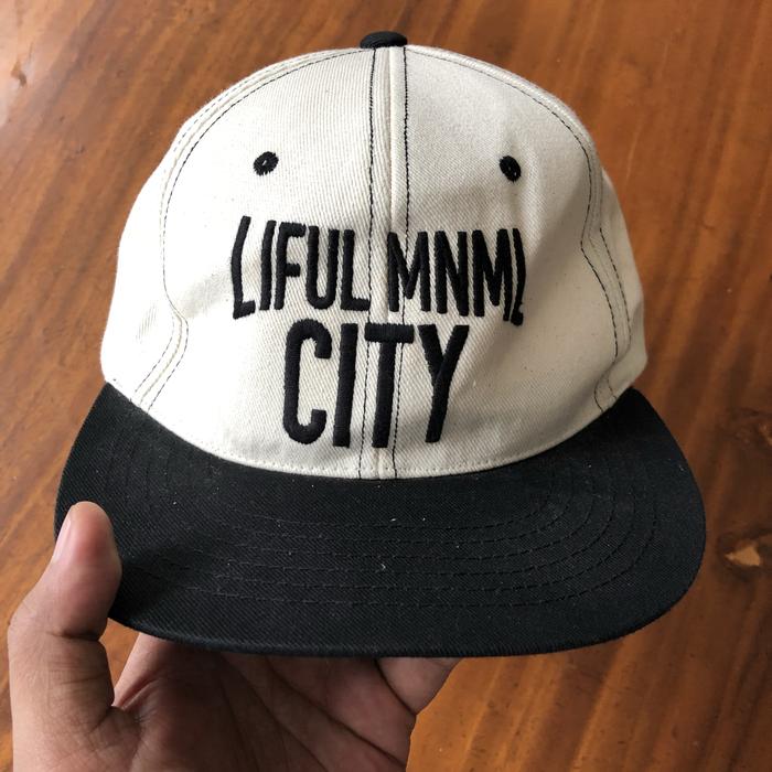 Liful Minimal Garments Snapback second