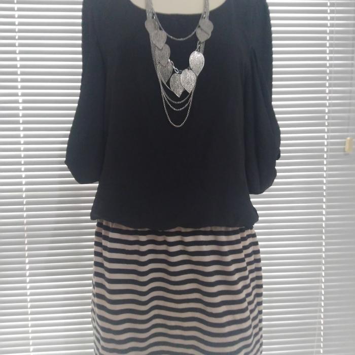 Dress Midi Hitam Tangan Salur Balon Rope Picnic Size 38 (Preloved)