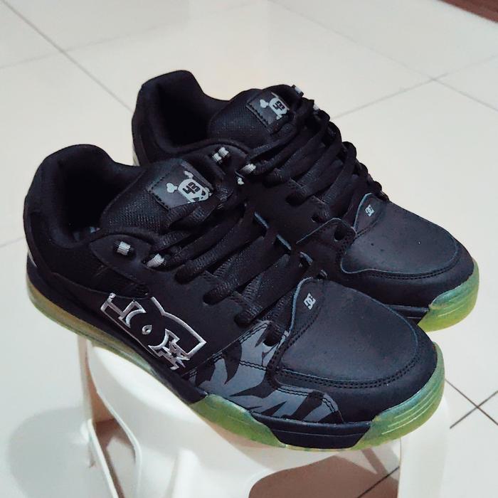 DC Versatile KB Black/Black/Green