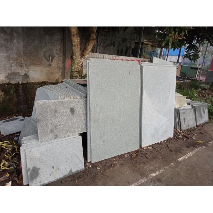 Batu alam Andesit size 60 x 120