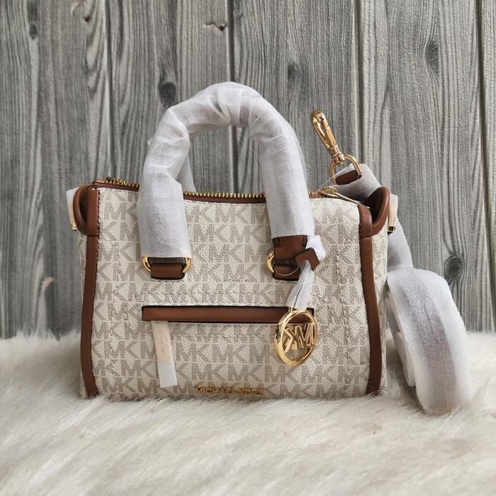 Michael Kors Carine XS Satchel Crossbody Bag Signature vanilla