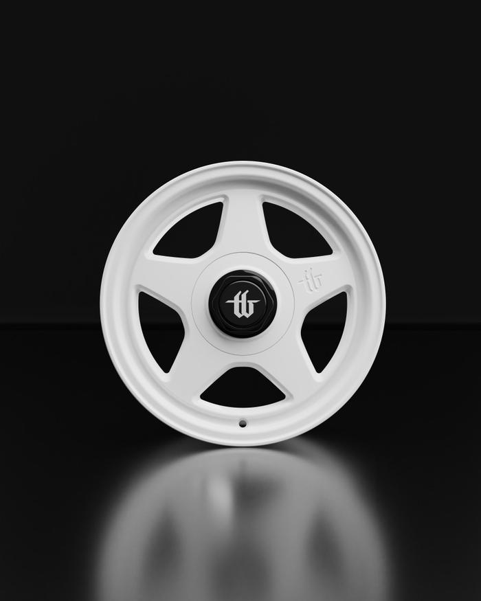 Velg Mobil Turbo Bastard 15x7.0 4x114.3 ET.38 73.1 White