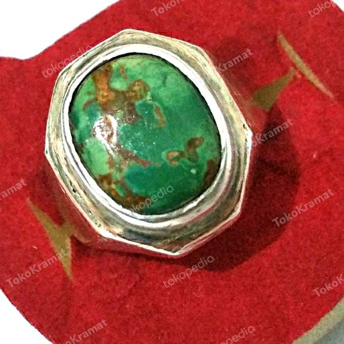 cincin pirus Persia hijau urat mas motif kepala Semar kuncung