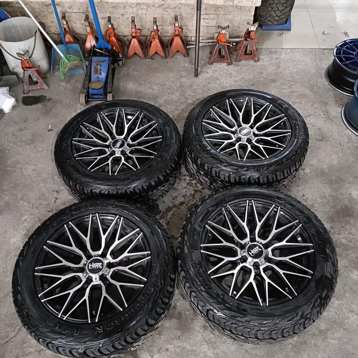 Velg Bekas Mobil HSR AMPENAN R20 Pcd 6X139,7 + Ban ACCELERA 285 50 R20