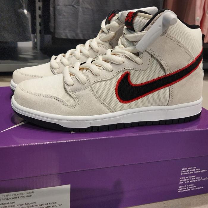 Nike SB dunk High coconut milk and black