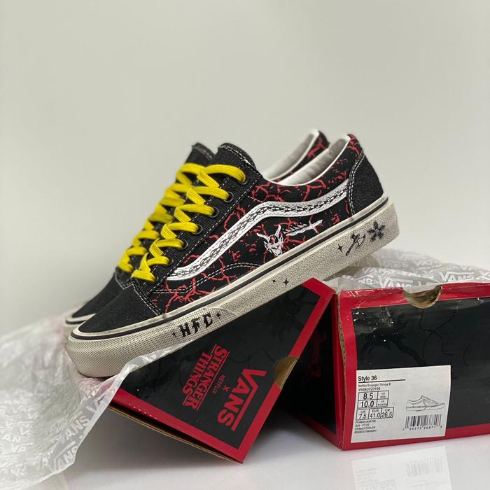 SEPATU VANS STRANGER THINGS NETFLIX