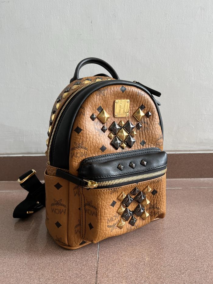 MCM Bagpack Small Brown Studded