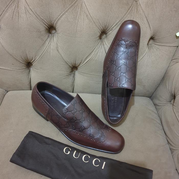 mulus .authentic sepatu .pantofel gucci size 40.5