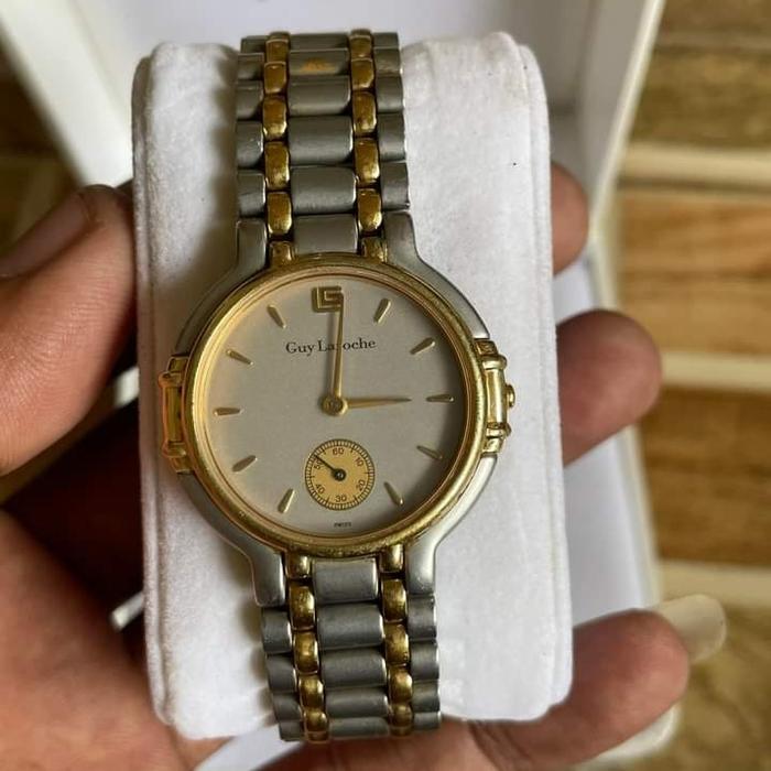 Jam tangan pria guy laroche
