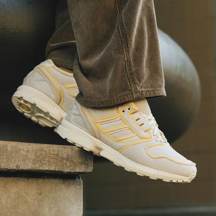 Adidas Cozy ZX8000
