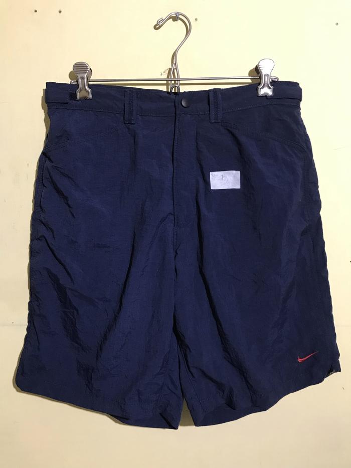 Celana pendek pria Nike navy original second